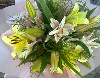 Fine pastel lilies bouquet